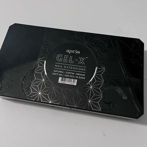 Aprés GelX Extension Nails